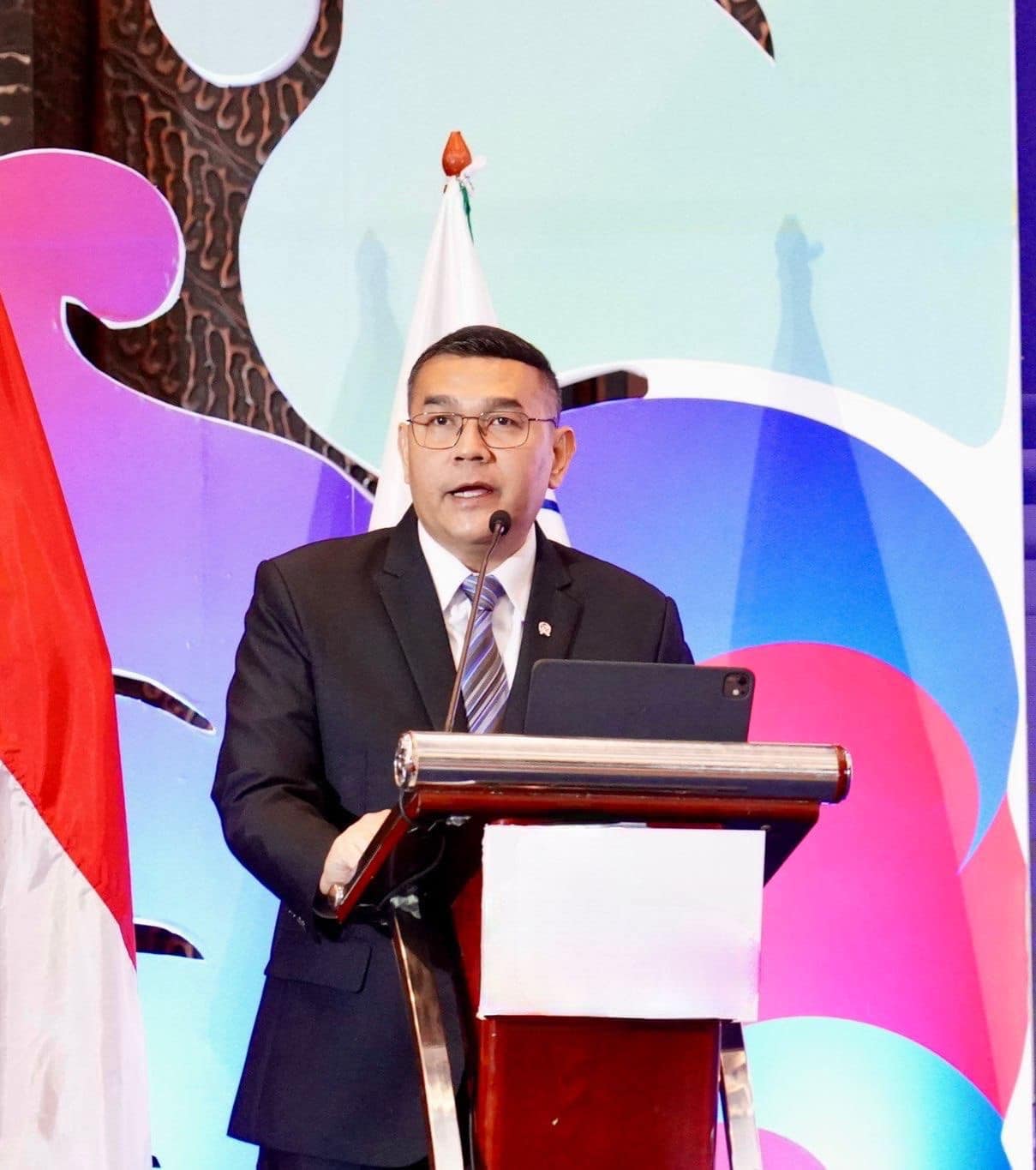 319b706f 8954 4068 a485 2afddc5f0557