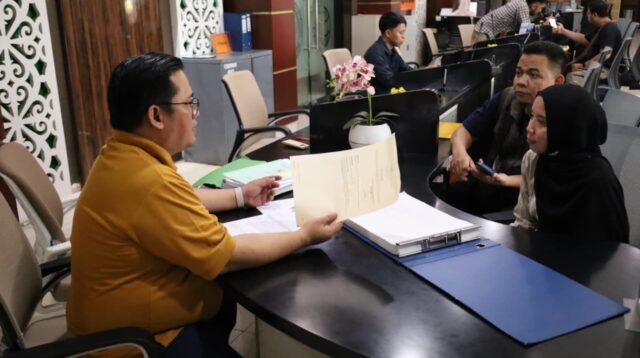 280be87e 4409 4583 83f8 7276e88fd1ad