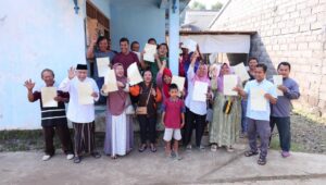 c737bb03 0168 41eb 9c83 25058022505b