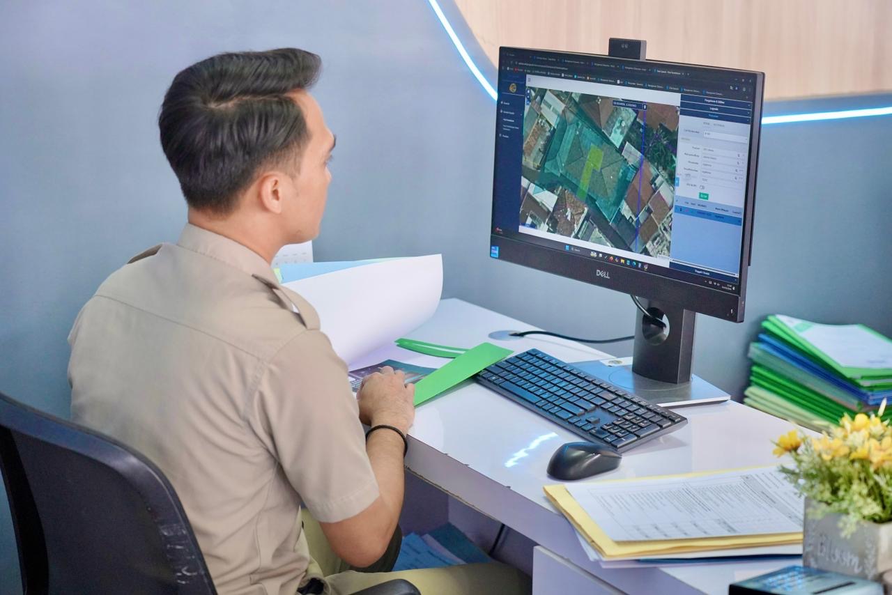 434899ef 1012 41ed b1d3 40fd7c89557c