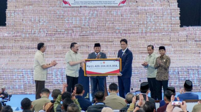 f0a210a8 8116 446c bcce eab0a8924988